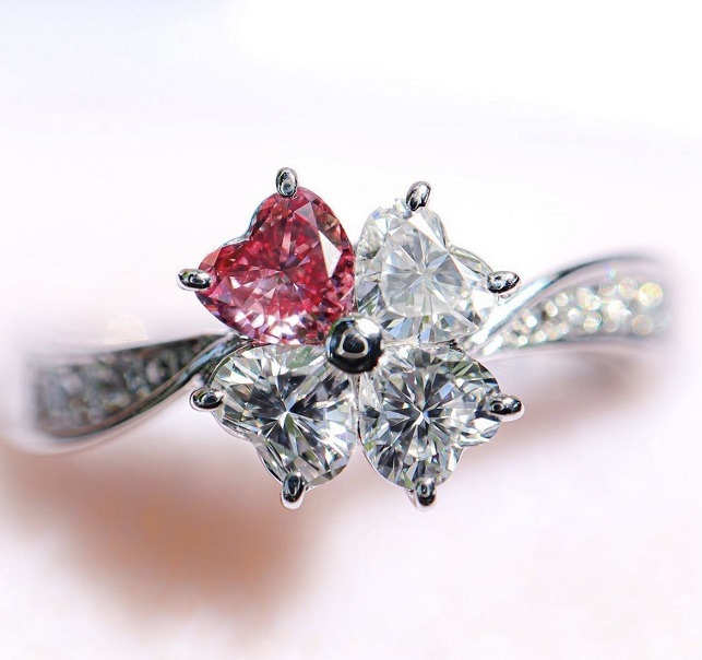 ピンクダイヤモンドはなぜ高価買取か？査定額に驚き！！最新の買取相場表も掲載 | 買取タマ